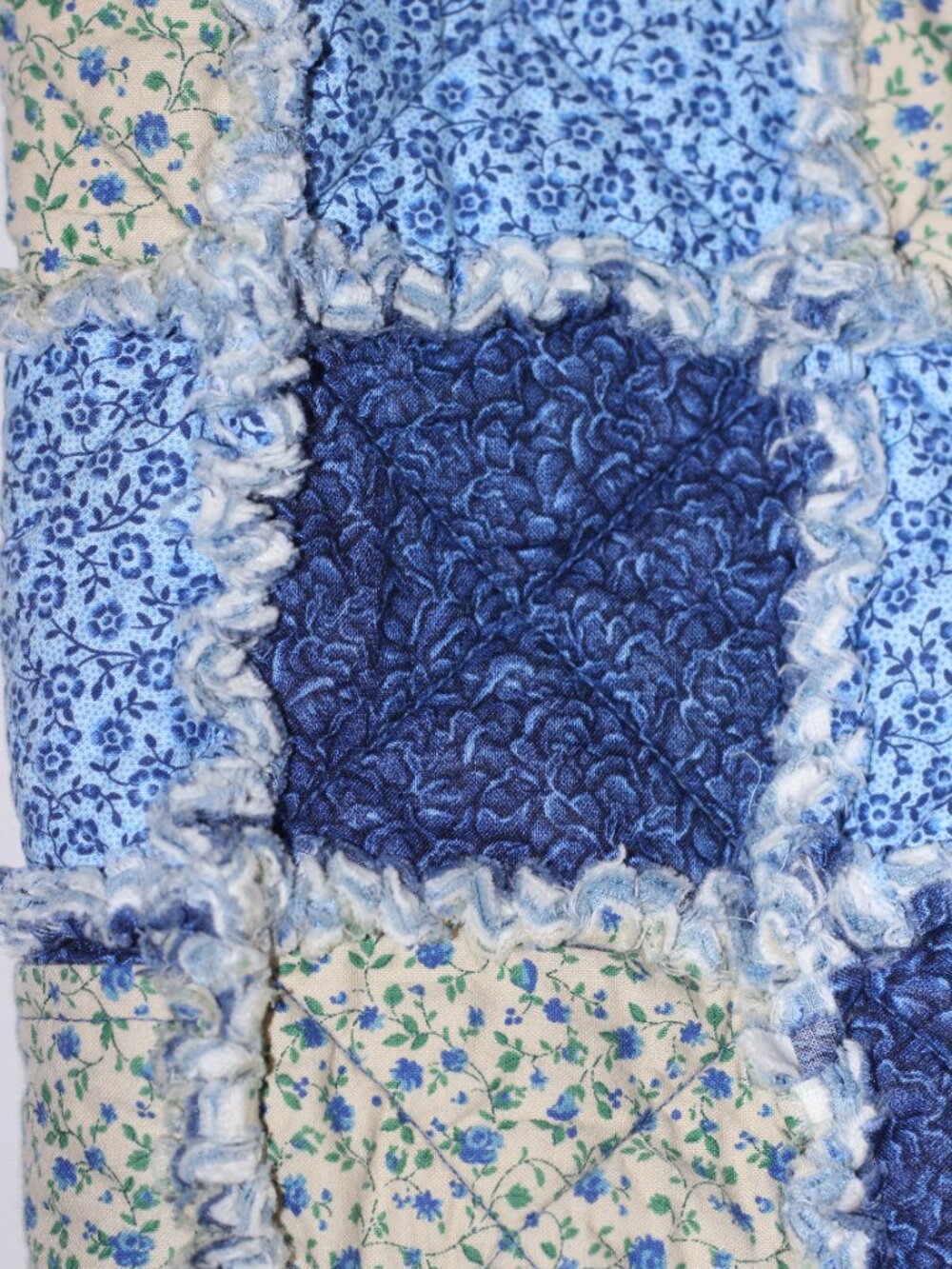 Handmade mediumweight patchwork tote bag 14"x11" - Picture 2 of 6